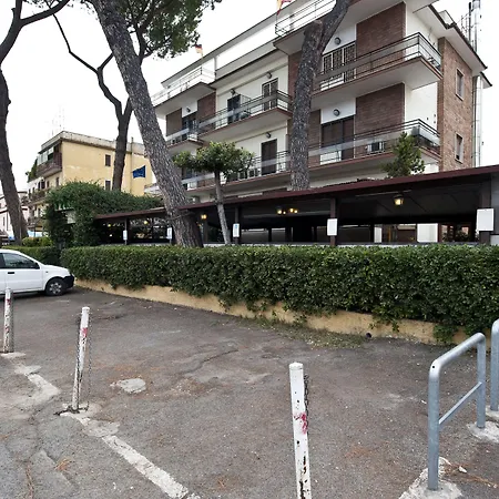 4 Pini Roma