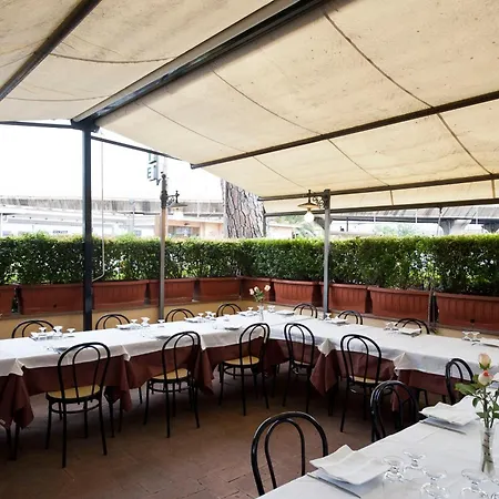 4 Pini 3* Roma